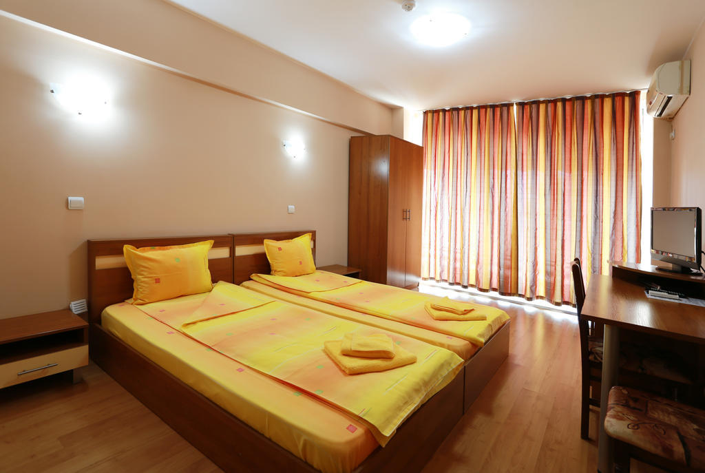 Acropolis Hotel パザルジク 部屋 写真